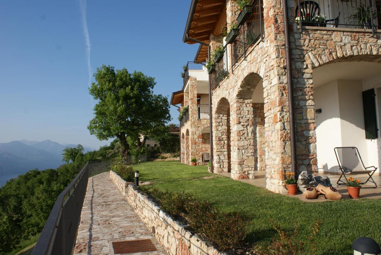 Aparthotel La Casa Di Pericle à Brenzone Extérieur photo