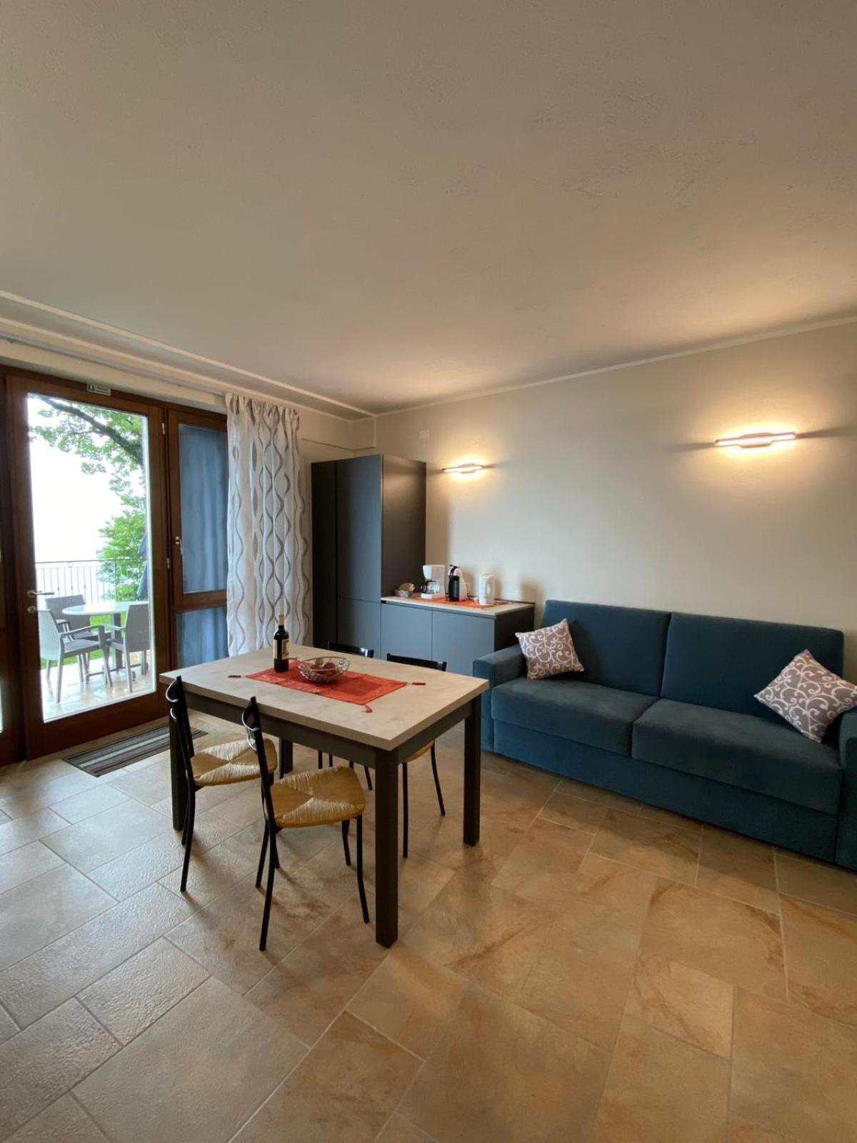 Aparthotel La Casa Di Pericle à Brenzone Extérieur photo